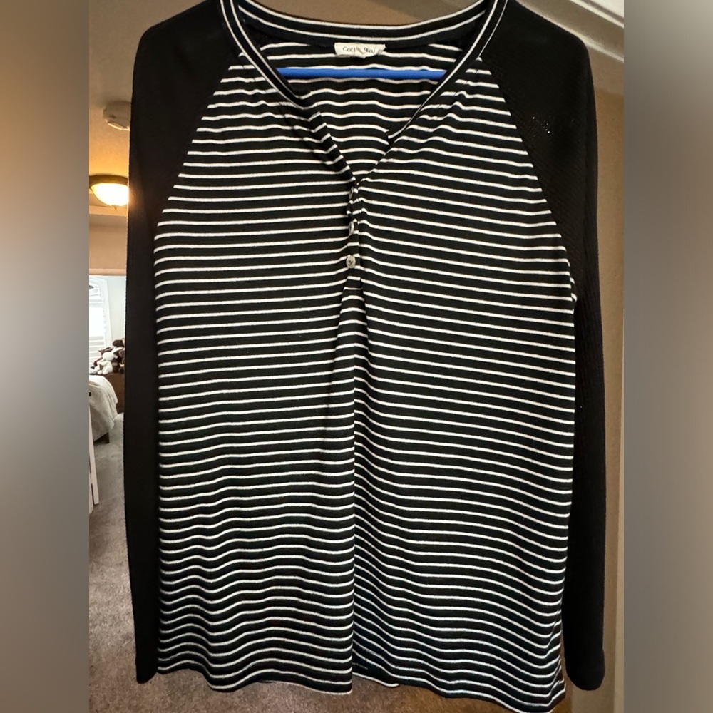 Cottonbleu jersey style top, black and white, a few buttons at top, comfy. SOLD